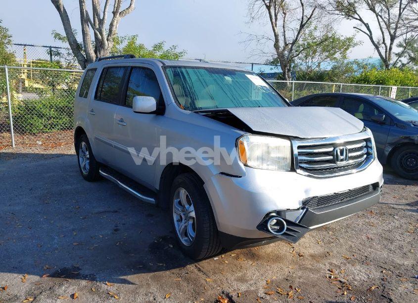 2014 Honda Pilot EX-L (VIN 5FNYF3H57EB015185) main photo