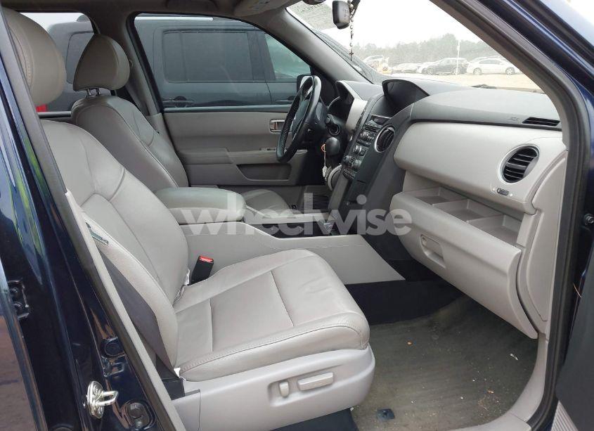 Photo 5 of 2014 Honda Pilot EX-L (VIN 5FNYF3H57EB021164)