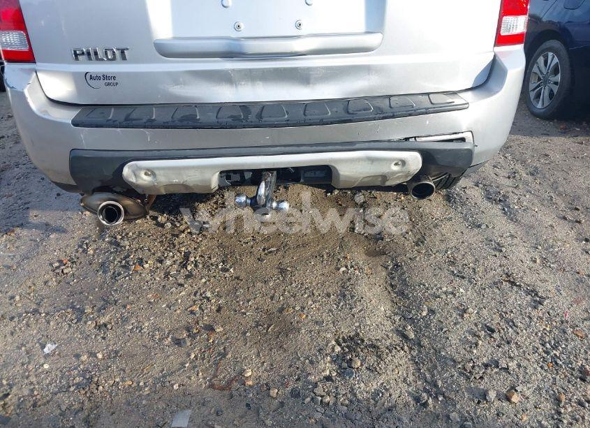 Photo 17 of 2010 Honda Pilot EX-L (VIN 5FNYF3H58AB006005)