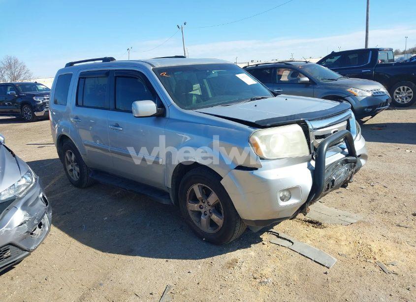 2011 Honda Pilot EX-L (VIN 5FNYF3H58BB019869) main photo