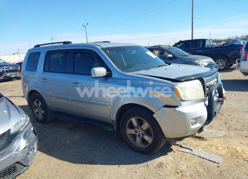 Photo 13 of 2011 Honda Pilot EX-L (VIN 5FNYF3H58BB019869)