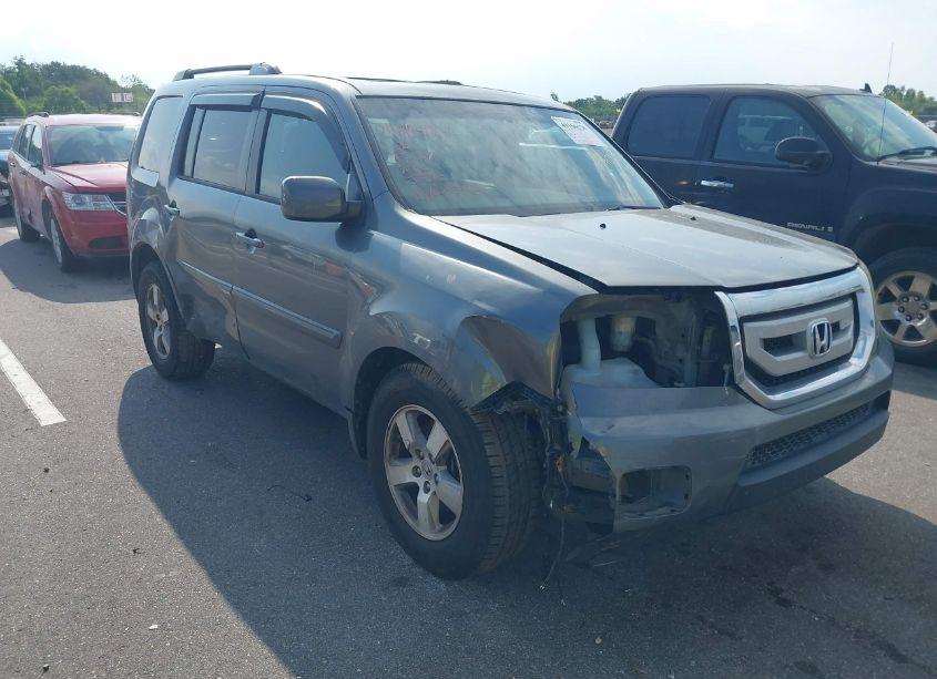 2011 Honda Pilot EX-L (VIN 5FNYF3H58BB029348) main photo