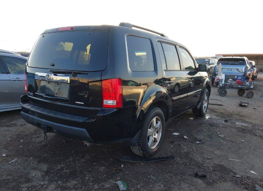 Photo 4 of 2011 Honda Pilot EX-L (VIN 5FNYF3H58BB034808)