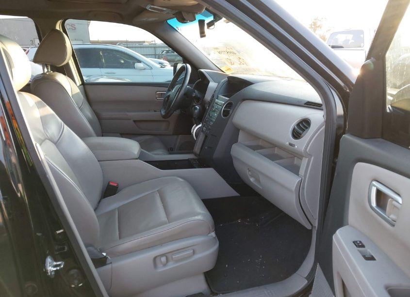 Photo 5 of 2011 Honda Pilot EX-L (VIN 5FNYF3H58BB034808)