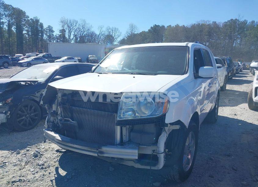 Photo 2 of 2011 Honda Pilot EX-L (VIN 5FNYF3H58BB053276)