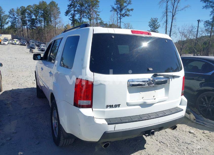 Photo 3 of 2011 Honda Pilot EX-L (VIN 5FNYF3H58BB053276)