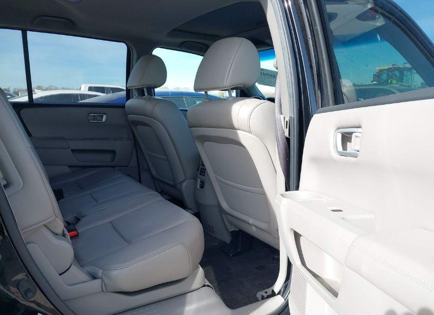 Photo 8 of 2012 Honda Pilot EX-L (VIN 5FNYF3H58CB010977)