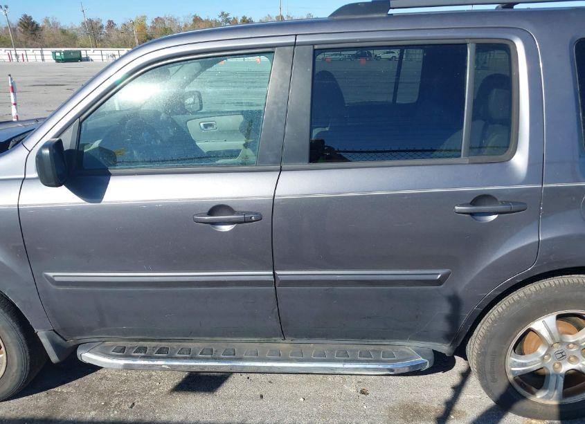 Photo 14 of 2014 Honda Pilot EX-L (VIN 5FNYF3H58EB004518)