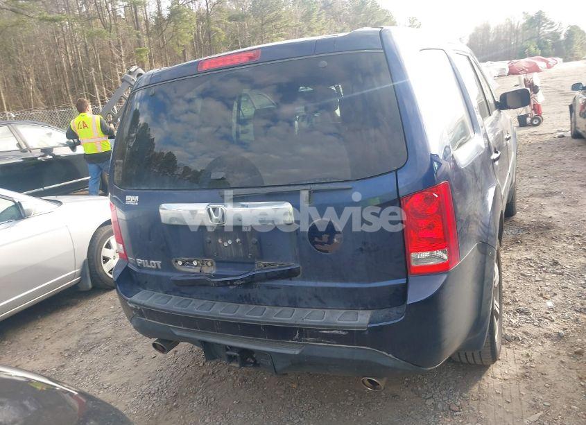 Photo 16 of 2014 Honda Pilot EX-L (VIN 5FNYF3H58EB013543)