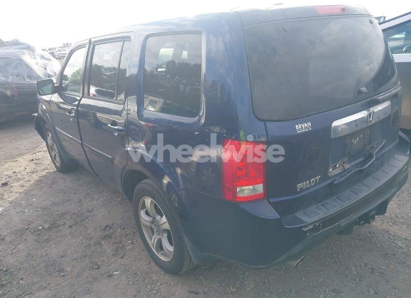 Photo 3 of 2014 Honda Pilot EX-L (VIN 5FNYF3H58EB013543)