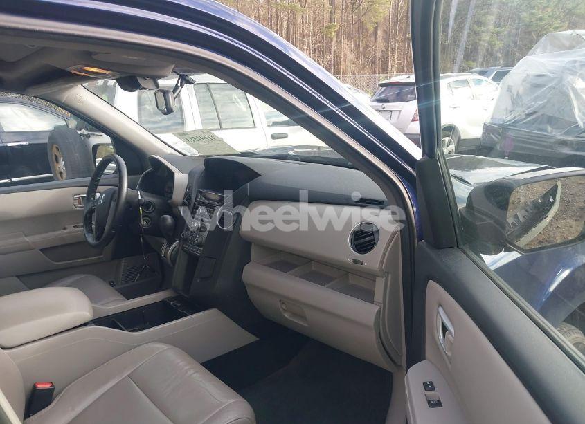 Photo 5 of 2014 Honda Pilot EX-L (VIN 5FNYF3H58EB013543)