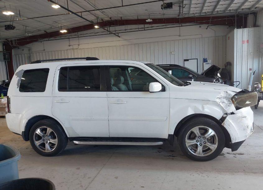 Photo 13 of 2014 Honda Pilot EX-L (VIN 5FNYF3H58EB020167)