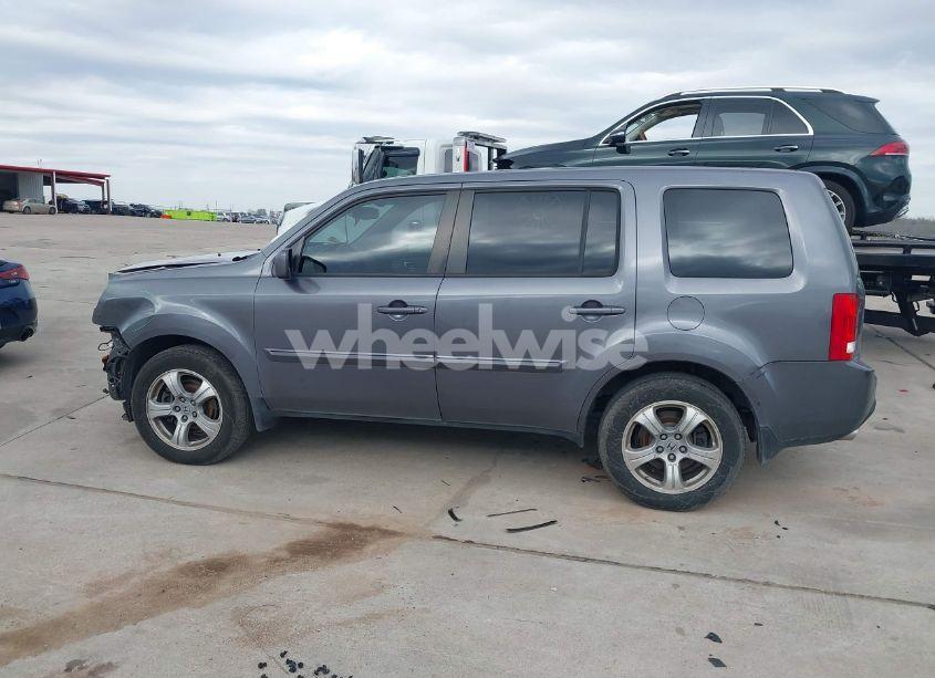 Photo 14 of 2015 Honda Pilot EX-L (VIN 5FNYF3H58FB004388)