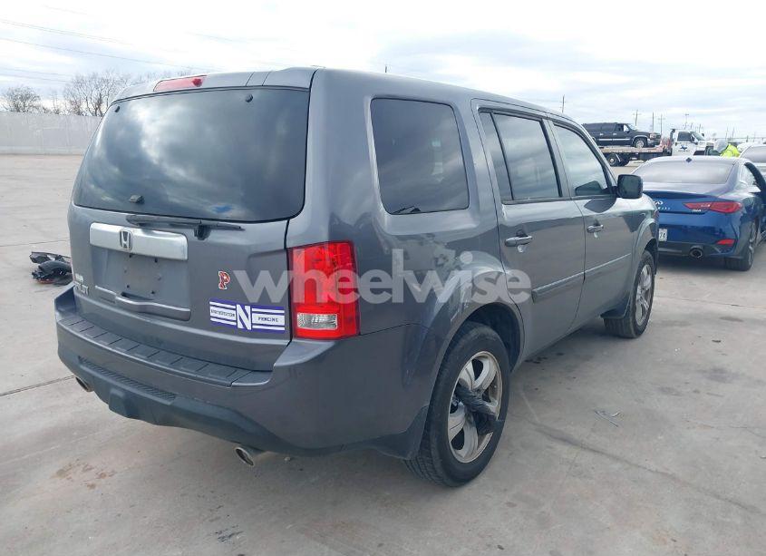 Photo 4 of 2015 Honda Pilot EX-L (VIN 5FNYF3H58FB004388)