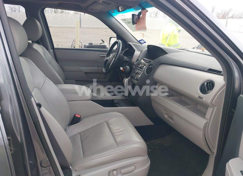 Photo 5 of 2015 Honda Pilot EX-L (VIN 5FNYF3H58FB004388)