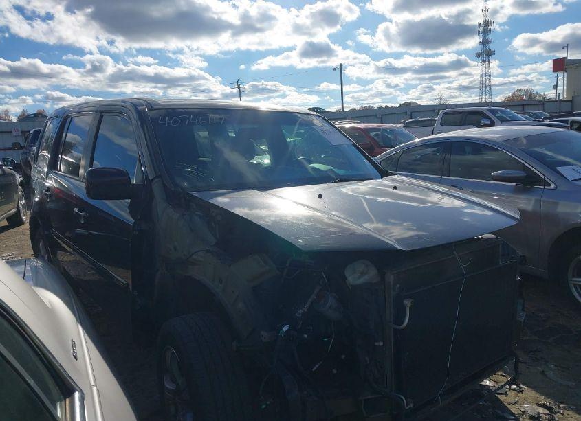 2015 Honda Pilot EX-L (VIN 5FNYF3H58FB027086) main photo