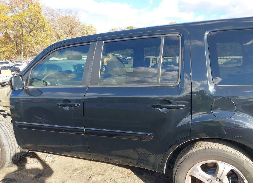 Photo 14 of 2015 Honda Pilot EX-L (VIN 5FNYF3H58FB027086)