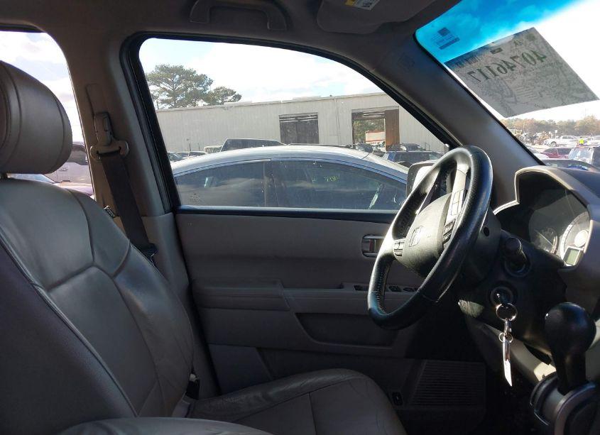 Photo 5 of 2015 Honda Pilot EX-L (VIN 5FNYF3H58FB027086)