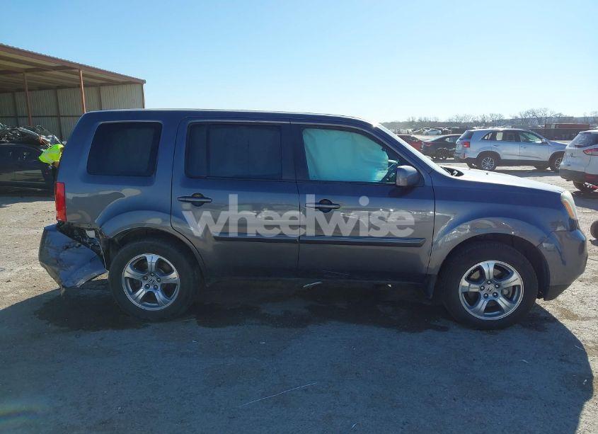 Photo 13 of 2015 Honda Pilot EX-L (VIN 5FNYF3H58FB029100)