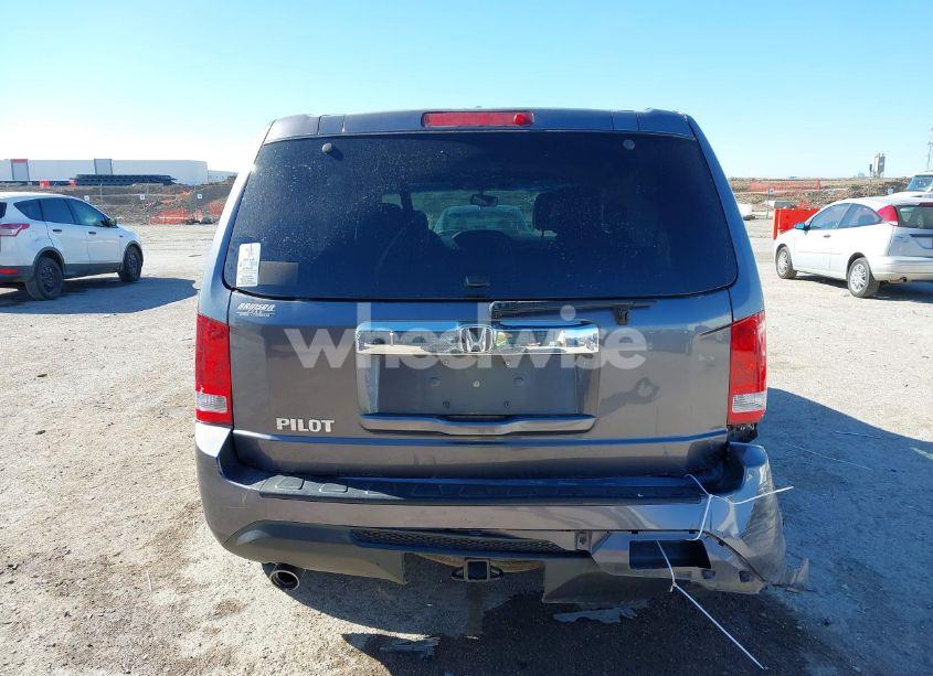 Photo 16 of 2015 Honda Pilot EX-L (VIN 5FNYF3H58FB029100)