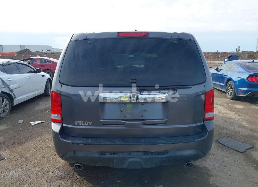Photo 17 of 2015 Honda Pilot EX-L (VIN 5FNYF3H58FB032482)