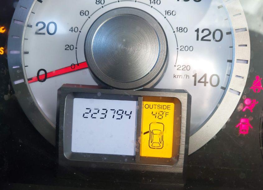 Photo 15 of 2011 Honda Pilot EX-L (VIN 5FNYF3H59BB005639)