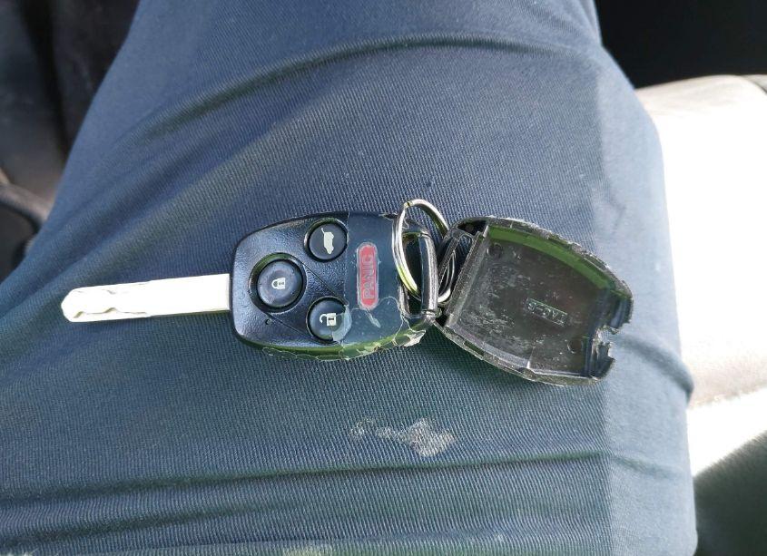 Photo 11 of 2011 Honda Pilot EX-L (VIN 5FNYF3H59BB011313)