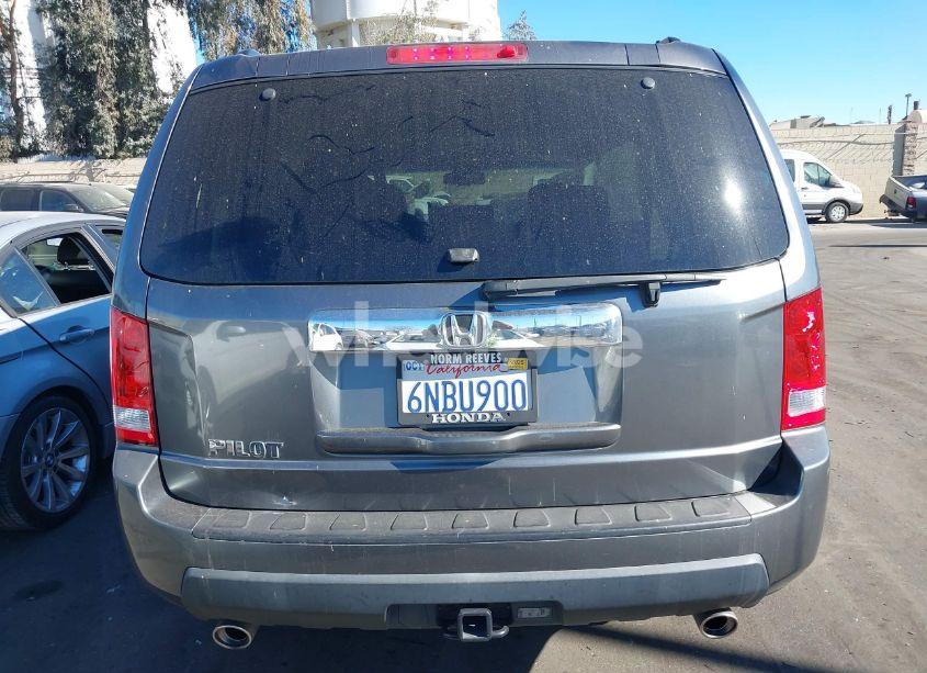 Photo 16 of 2011 Honda Pilot EX-L (VIN 5FNYF3H59BB024837)