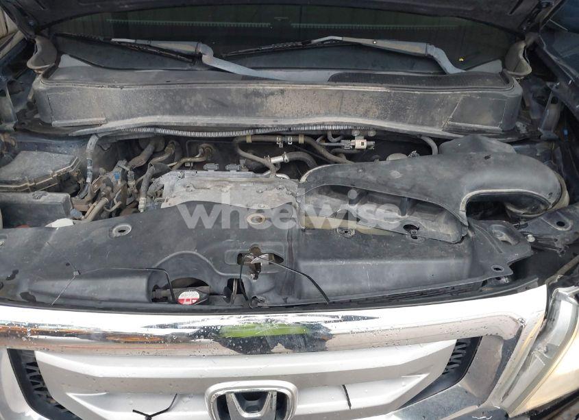 Photo 10 of 2011 Honda Pilot EX-L (VIN 5FNYF3H59BB052539)