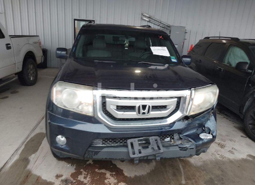 Photo 13 of 2011 Honda Pilot EX-L (VIN 5FNYF3H59BB052539)
