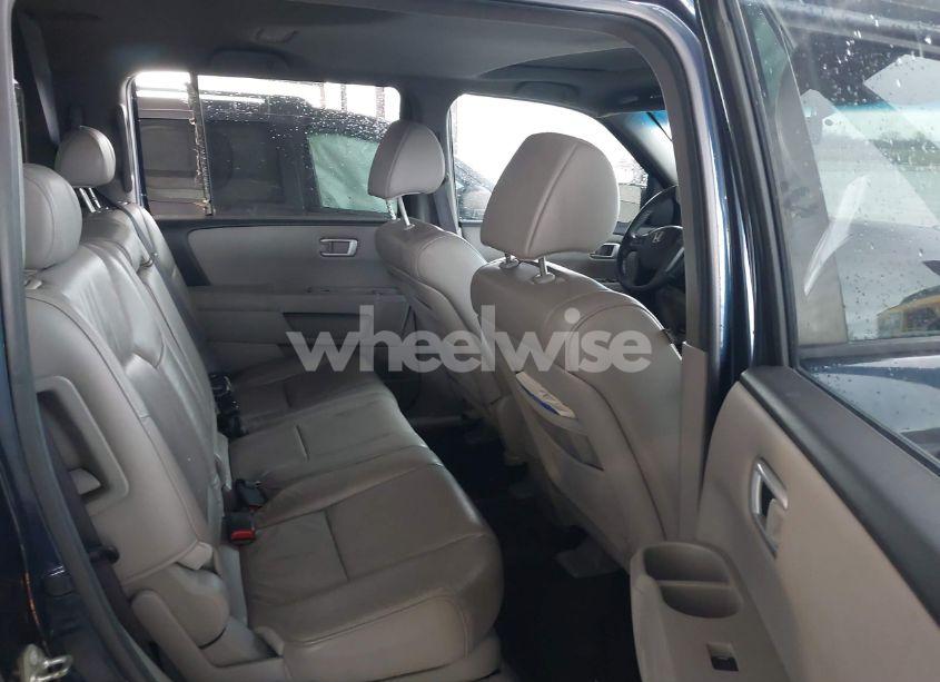 Photo 8 of 2011 Honda Pilot EX-L (VIN 5FNYF3H59BB052539)