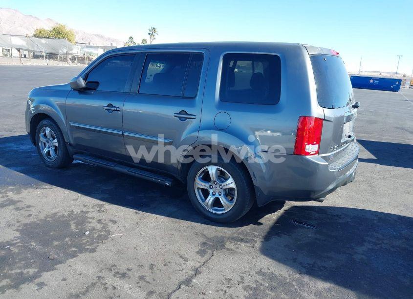 Photo 3 of 2012 Honda Pilot EX-L (VIN 5FNYF3H59CB001298)