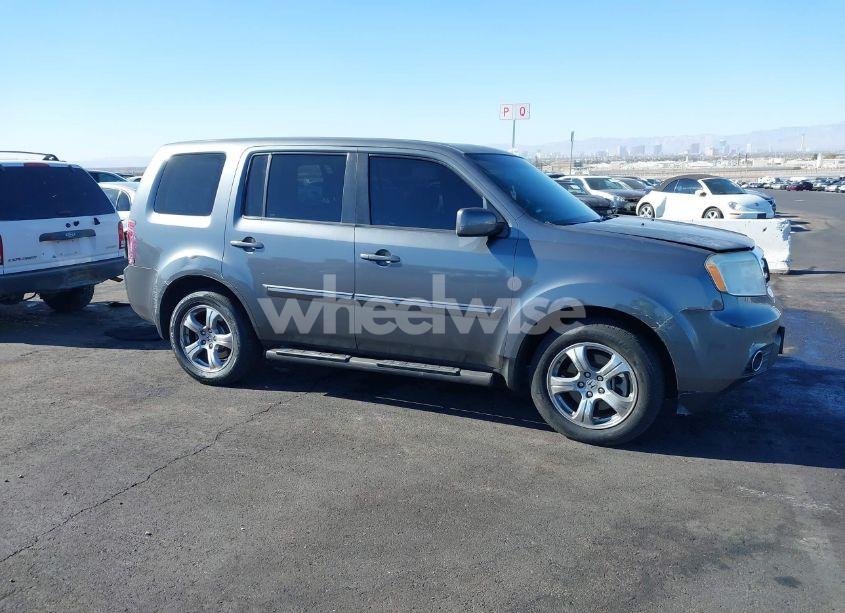 Photo 6 of 2012 Honda Pilot EX-L (VIN 5FNYF3H59CB001298)