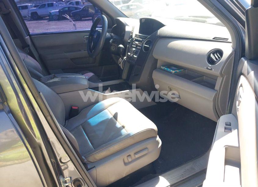 Photo 5 of 2012 Honda Pilot EX-L (VIN 5FNYF3H59CB015301)