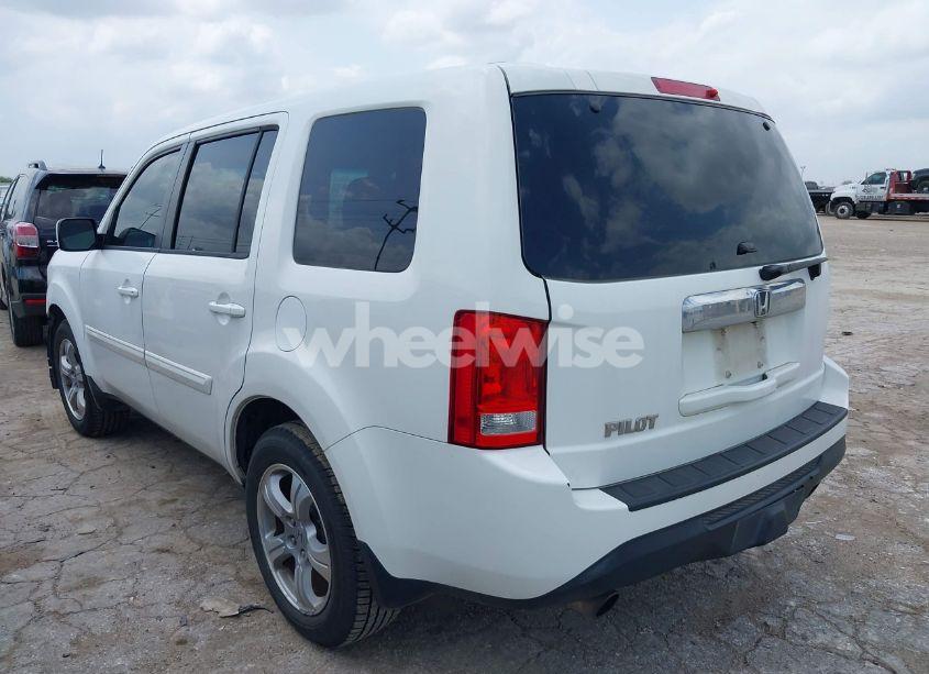 Photo 3 of 2012 Honda Pilot EX-L (VIN 5FNYF3H59CB032471)