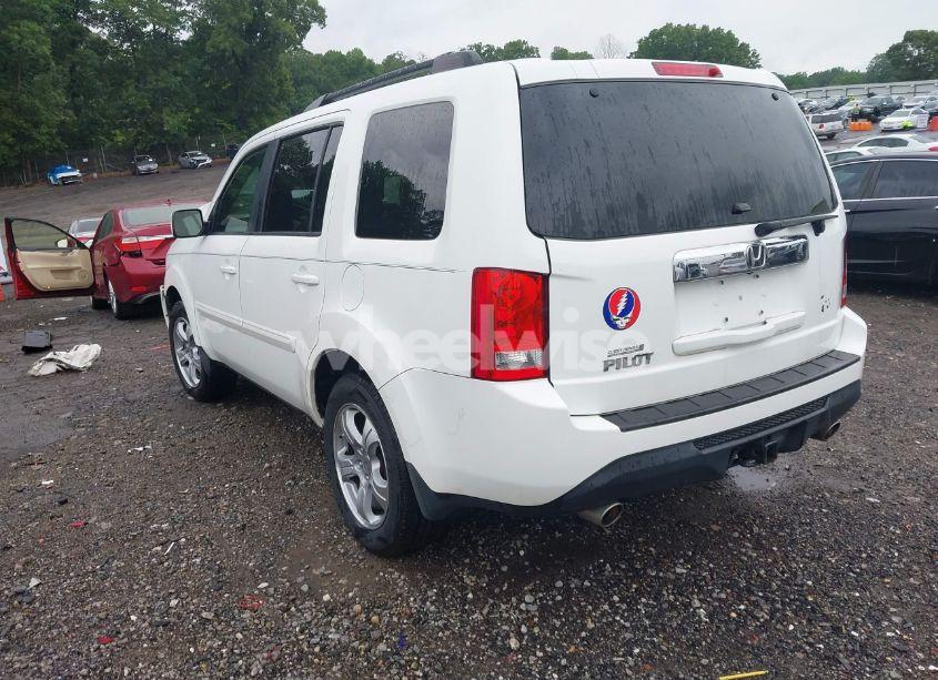 Photo 3 of 2014 Honda Pilot EX-L (VIN 5FNYF3H59EB001871)