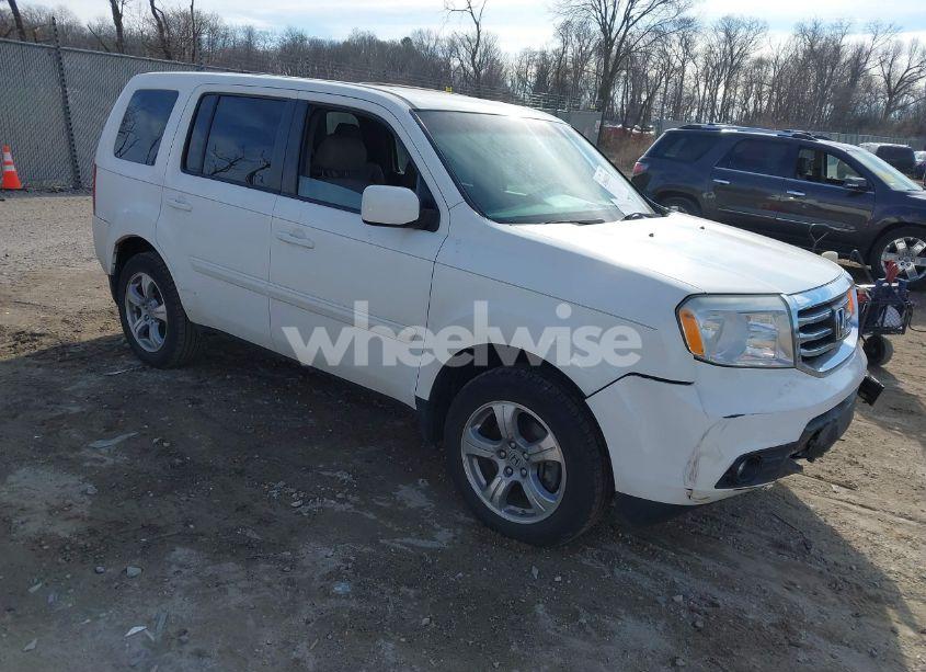 2014 Honda Pilot EX-L (VIN 5FNYF3H59EB003409) main photo