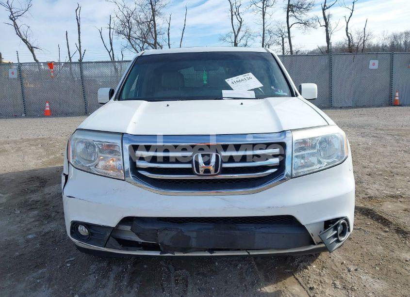 Photo 12 of 2014 Honda Pilot EX-L (VIN 5FNYF3H59EB003409)
