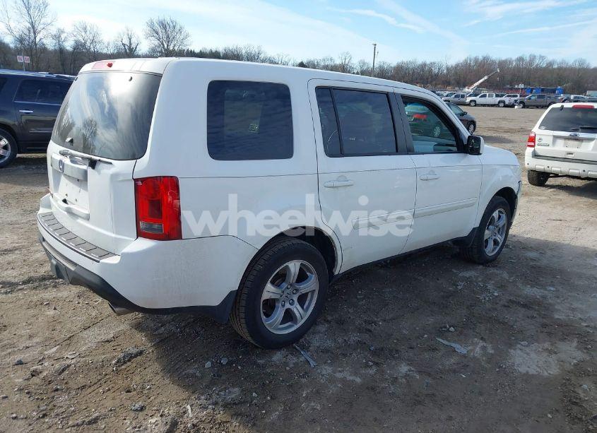 Photo 4 of 2014 Honda Pilot EX-L (VIN 5FNYF3H59EB003409)