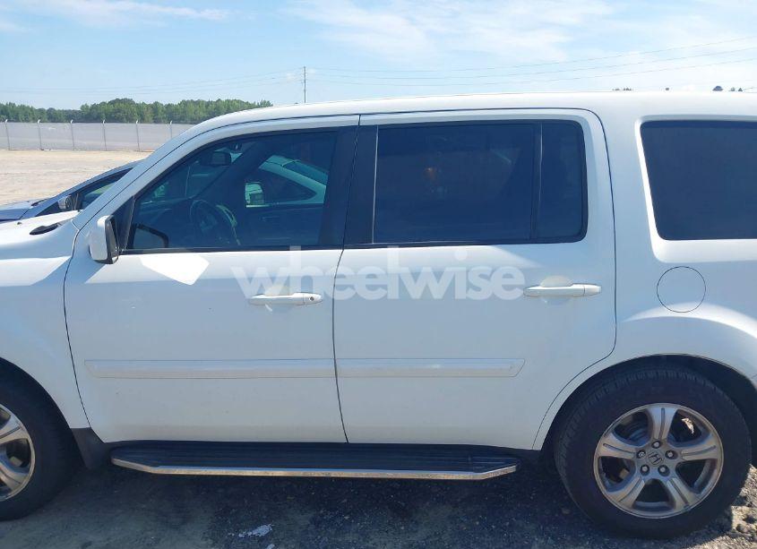 Photo 14 of 2014 Honda Pilot EX-L (VIN 5FNYF3H59EB025085)