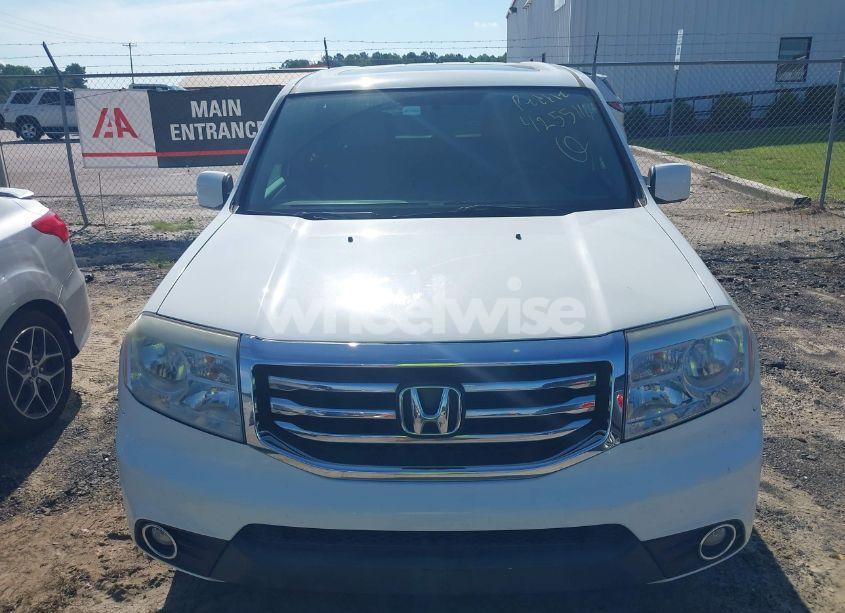 Photo 6 of 2014 Honda Pilot EX-L (VIN 5FNYF3H59EB025085)