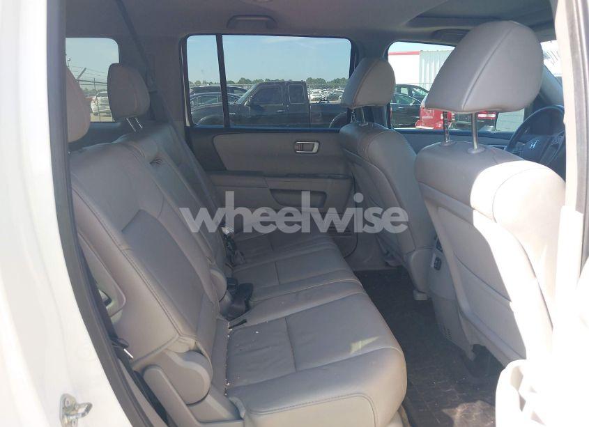 Photo 8 of 2014 Honda Pilot EX-L (VIN 5FNYF3H59EB025085)