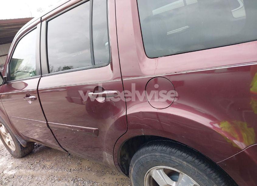 Photo 14 of 2011 Honda Pilot EX-L (VIN 5FNYF3H5XBB009294)