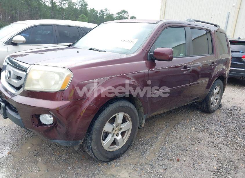 Photo 2 of 2011 Honda Pilot EX-L (VIN 5FNYF3H5XBB009294)