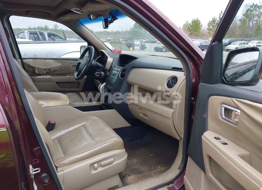 Photo 5 of 2011 Honda Pilot EX-L (VIN 5FNYF3H5XBB009294)