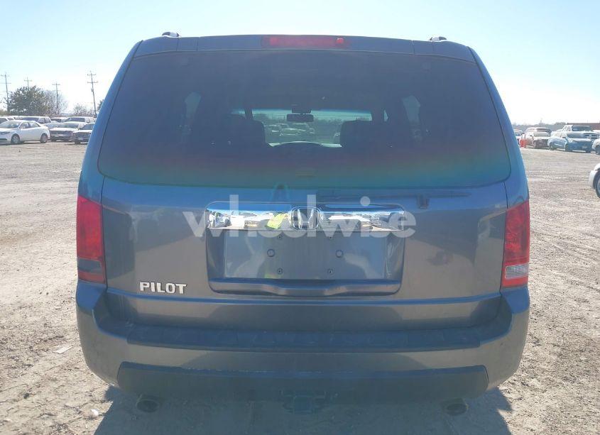 Photo 16 of 2011 Honda Pilot EX-L (VIN 5FNYF3H5XBB040271)