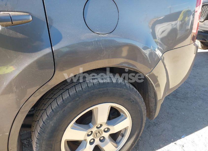 Photo 17 of 2011 Honda Pilot EX-L (VIN 5FNYF3H5XBB040271)