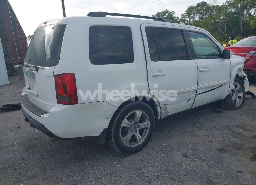 Photo 4 of 2013 Honda Pilot EX-L (VIN 5FNYF3H5XDB038328)