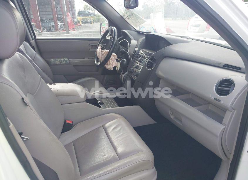 Photo 5 of 2013 Honda Pilot EX-L (VIN 5FNYF3H5XDB038328)