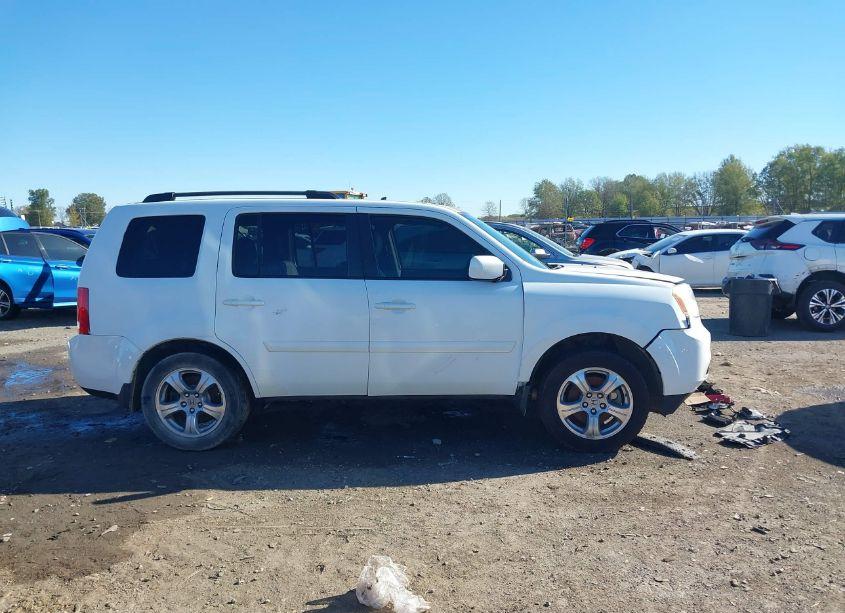 Photo 13 of 2014 Honda Pilot EX-L (VIN 5FNYF3H5XEB008165)